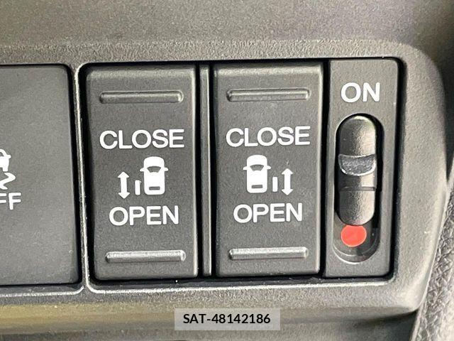 Honda FREED 2025-04 8207616-2