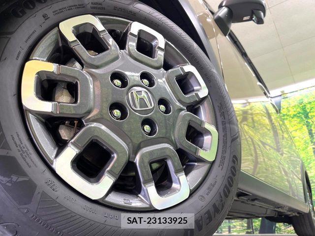 Honda FREED 2025-03 8207620-12