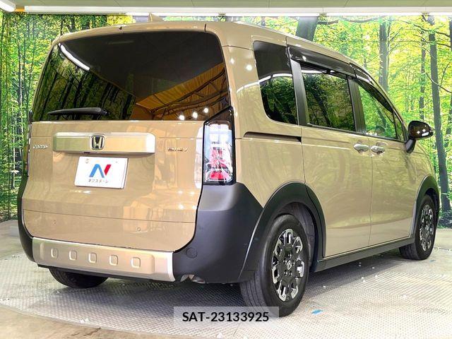 Honda FREED 2025-03 8207620-17