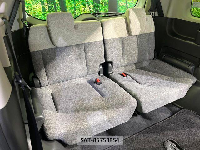 Honda FREED 2025-03 8207618-11