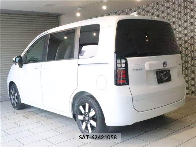 Honda FREED 2026-07 8245256-1