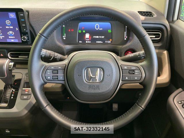 Honda FREED 2025-08 8245257-11