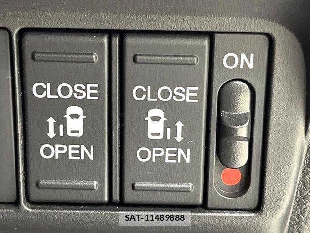Honda FREED 2025-01 8245254-4