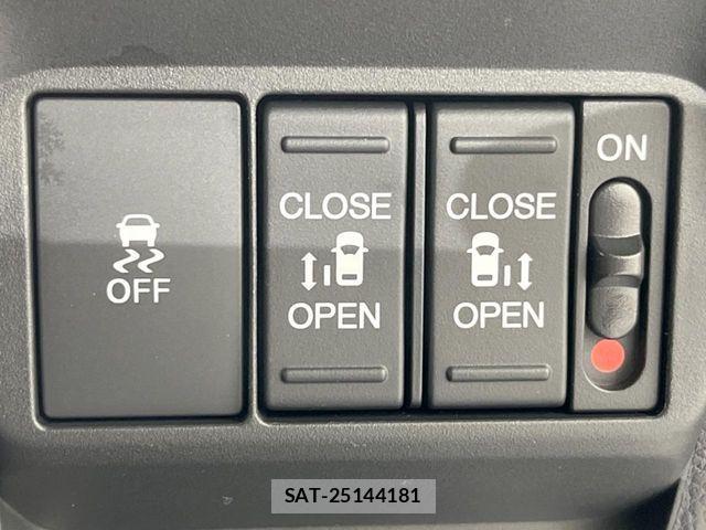 Honda FREED 2025-07 8245255-4