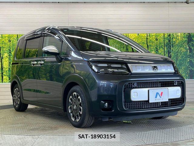 Honda FREED 2025-04 8335930-16