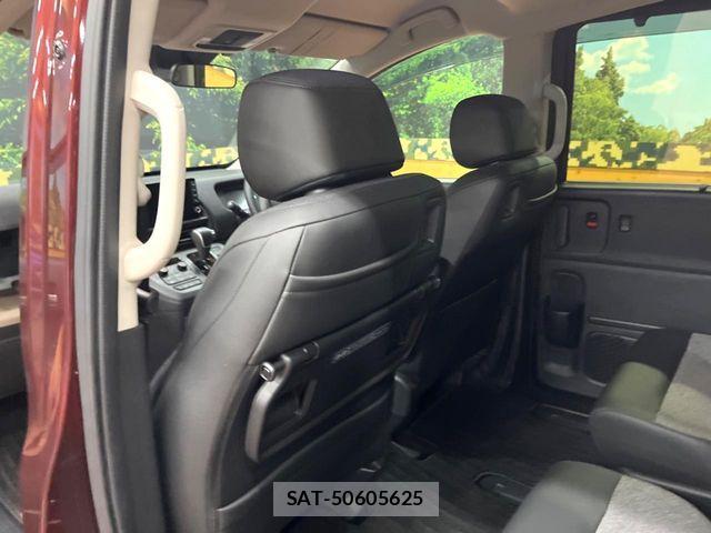 Honda FREED 2025-08 8335927-19