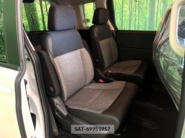 Honda FREED 2026-07 8335931-9