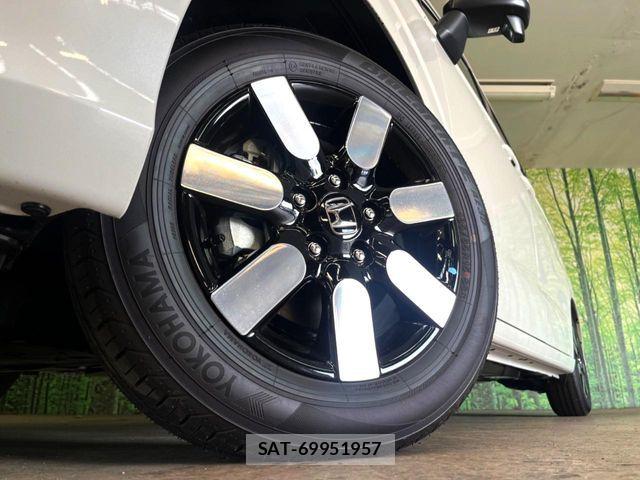 Honda FREED 2026-07 8335931-14