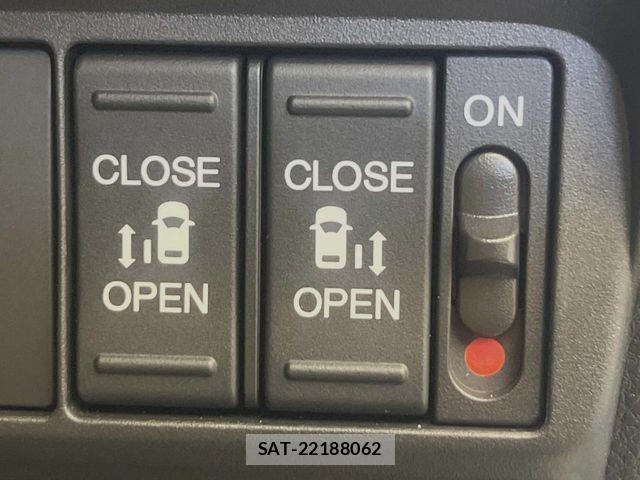 Honda FREED 2025-06 8354546-4