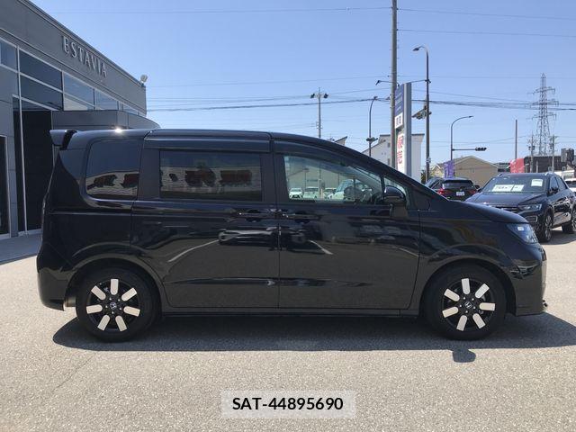 Honda FREED 2025-08 8354547-5