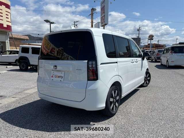 Honda FREED 2026-03 8366031-7
