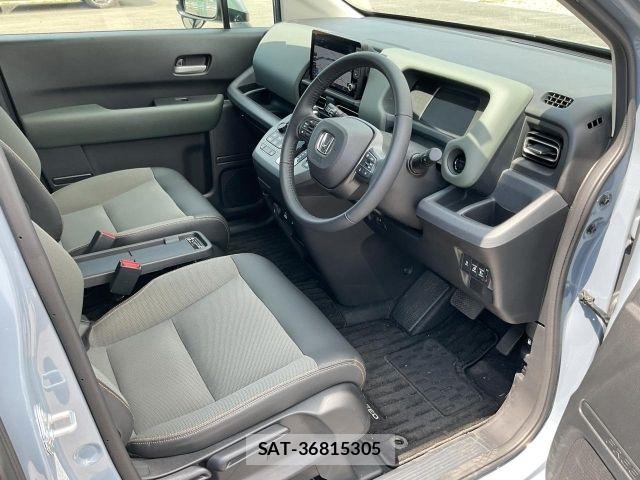 Honda FREED 2024-08 8366028-1