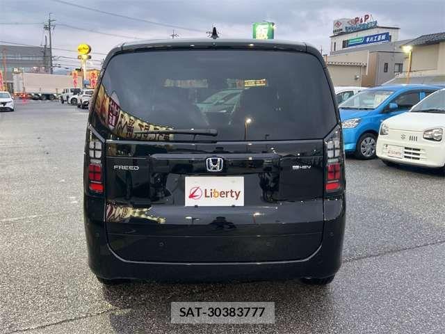 Honda FREED 2026-03 8366030-9