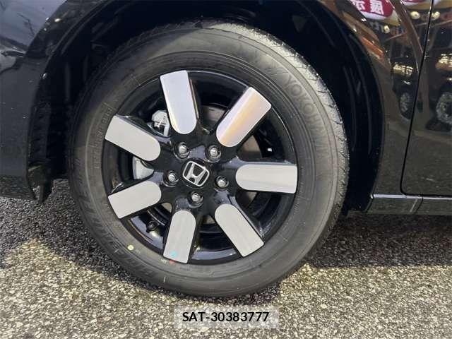 Honda FREED 2026-03 8366030-12