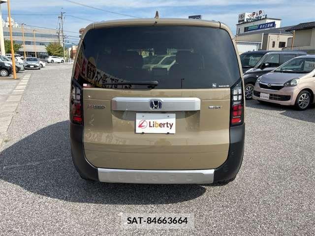 Honda FREED 2024-10 8371681-18