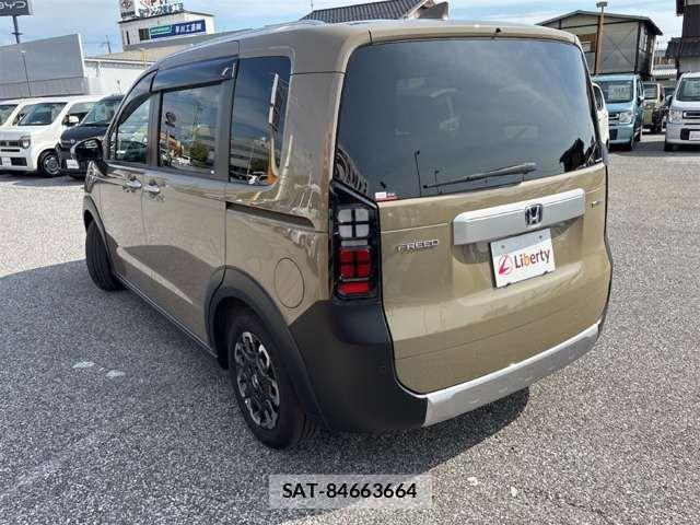 Honda FREED 2024-10 8371681-19