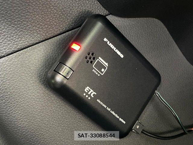 Honda FREED 2025-03 8457553-6