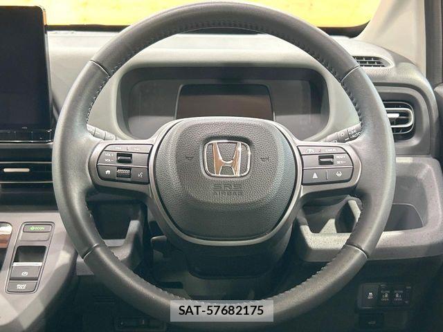 Honda FREED 2024-07 8457536-10
