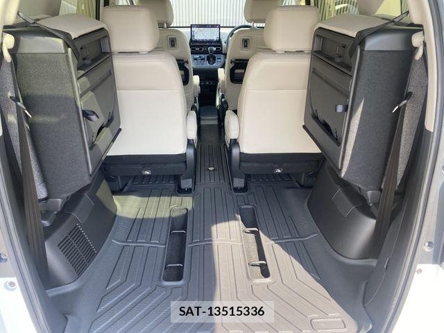 Honda FREED 2025-06 8524985-21
