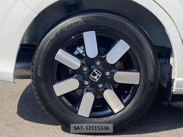 Honda FREED 2025-06 8524985-27