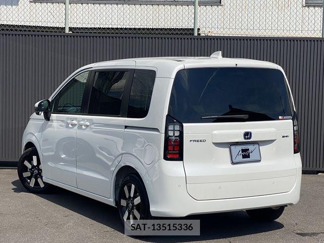 Honda FREED 2025-06 8524985-2