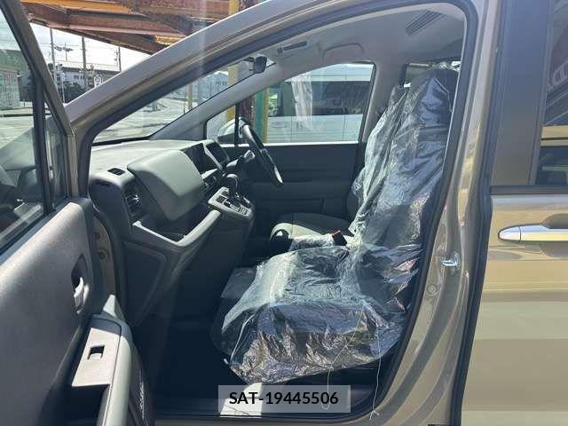 Honda FREED 2026-06 8666184-4