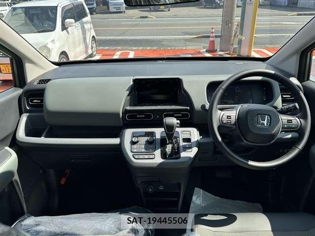 Honda FREED 2026-06 8666184-7