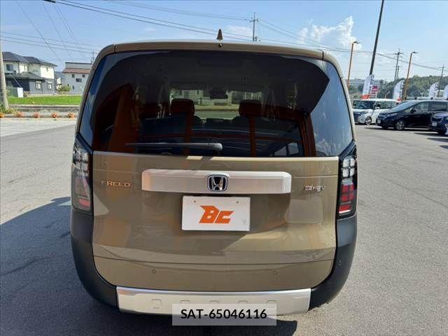 Honda FREED 2024-08 8742326-13