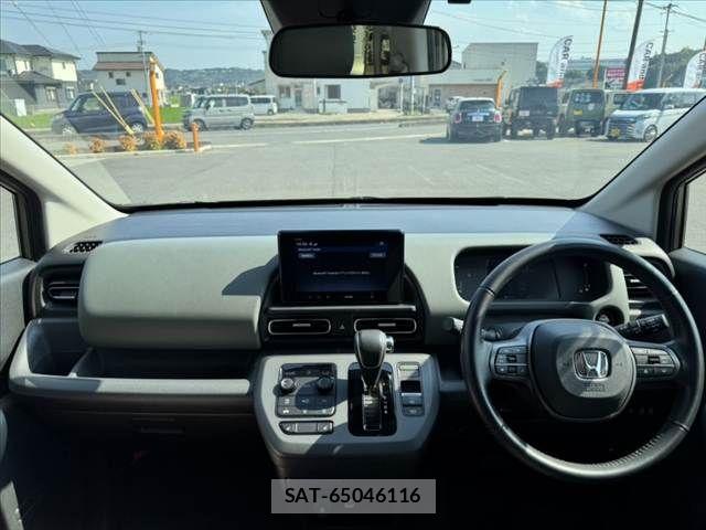 Honda FREED 2024-08 8742326-1
