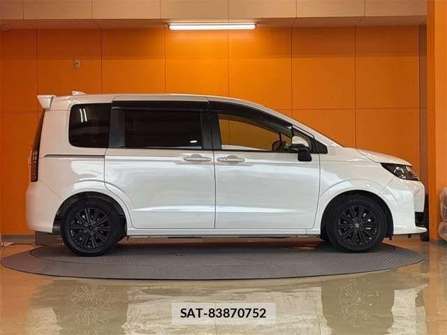 Honda FREED 2025-03 8742318-10
