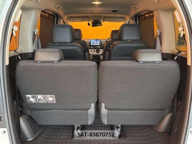 Honda FREED 2025-03 8742318-15