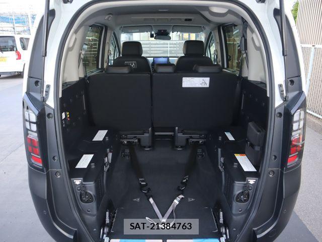 Honda FREED 2024-11 8780374-12