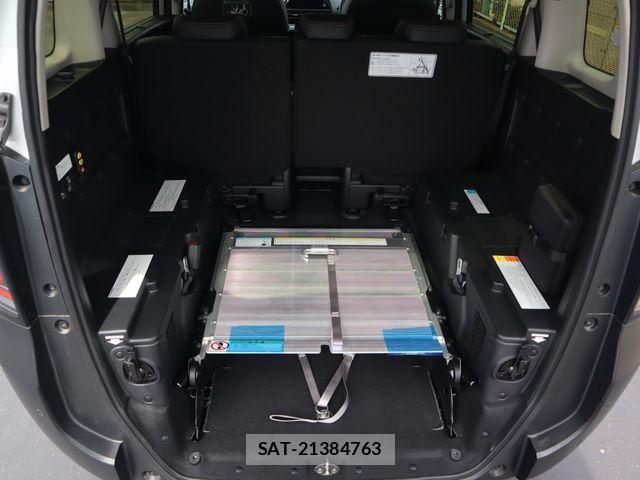 Honda FREED 2024-11 8780374-17