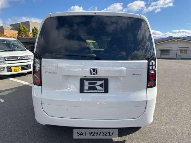 Honda FREED 2025-11 8780375-10