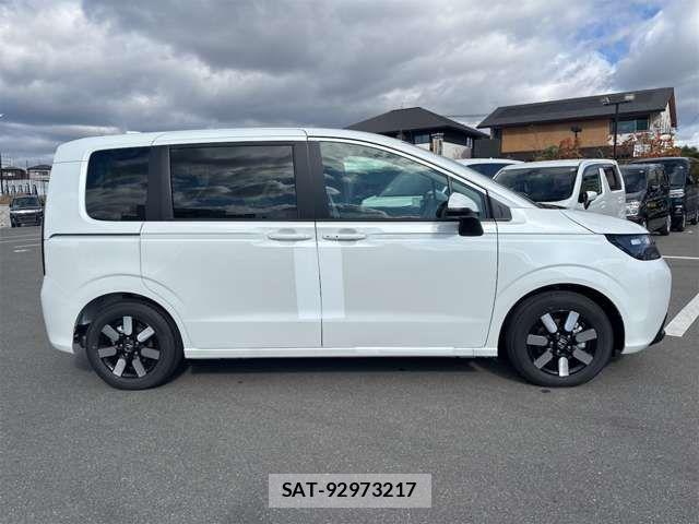 Honda FREED 2025-11 8780375-14
