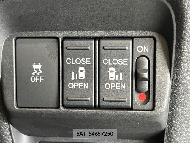 Honda FREED 2025-10 8780376-4