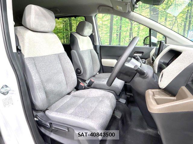 Honda FREED 2025-12 8796034-8