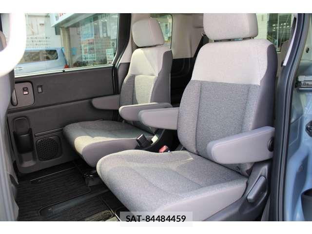 Honda FREED 2024-07 8879876-15