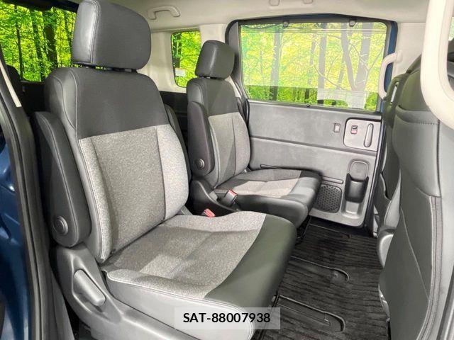 Honda FREED 2025-10 8883643-9