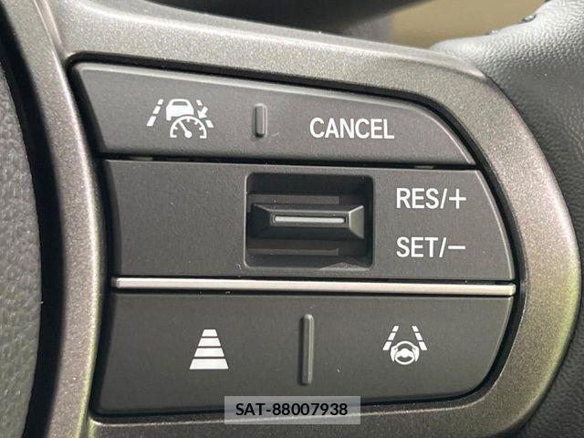 Honda FREED 2025-10 8883643-4