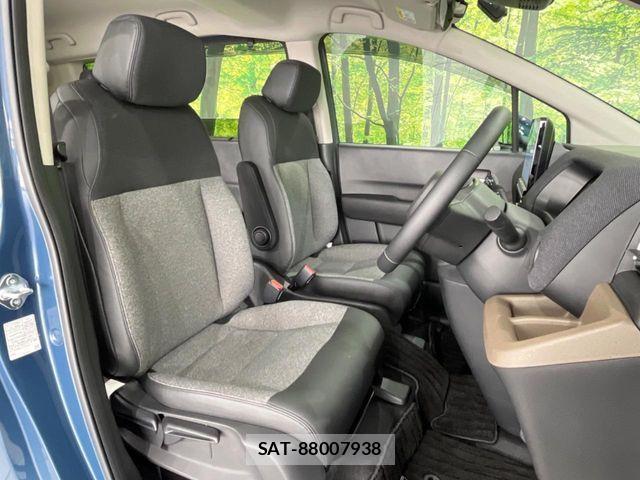 Honda FREED 2025-10 8883643-7