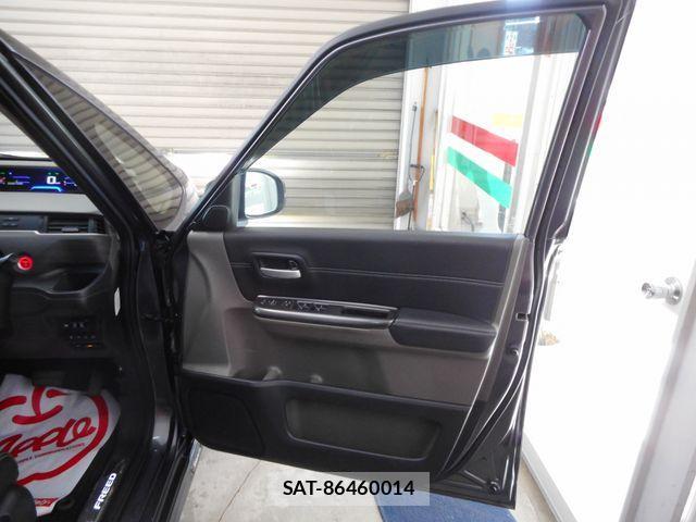 Honda FREED HYBRID 2018-03 609820-20