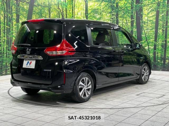Honda FREED HYBRID 2022-06 894765-17