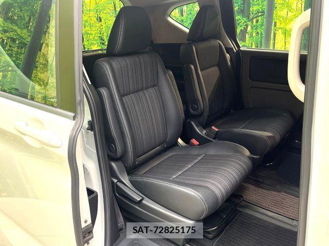Honda FREED HYBRID 2017-11 1122603-8