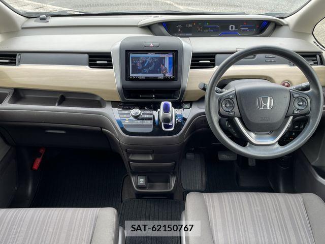 Honda FREED HYBRID 2019-06 3832716-2