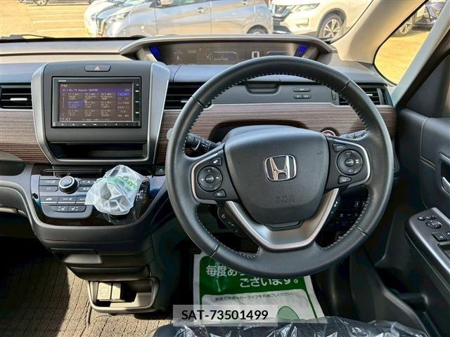 Honda FREED HYBRID 2023-02 4240981-20