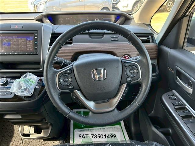 Honda FREED HYBRID 2023-02 4240981-23