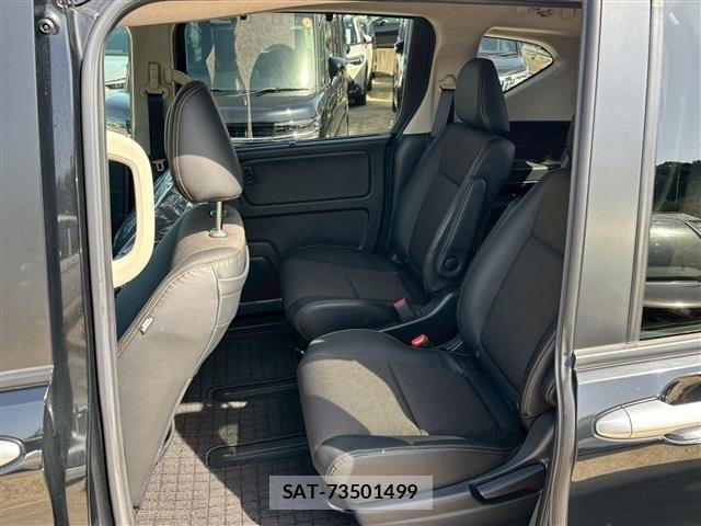 Honda FREED HYBRID 2023-02 4240981-4