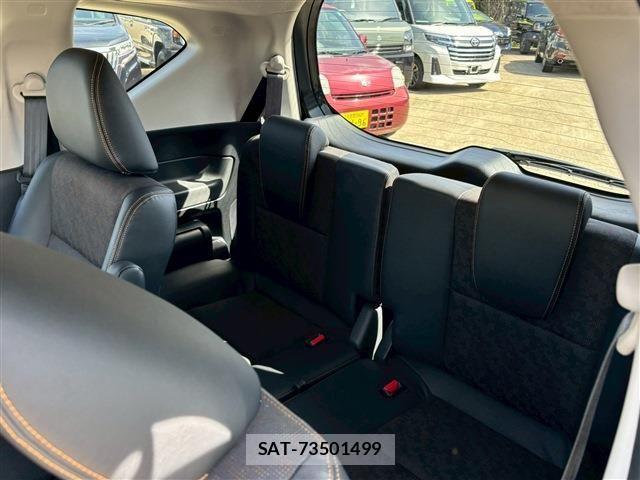 Honda FREED HYBRID 2023-02 4240981-5