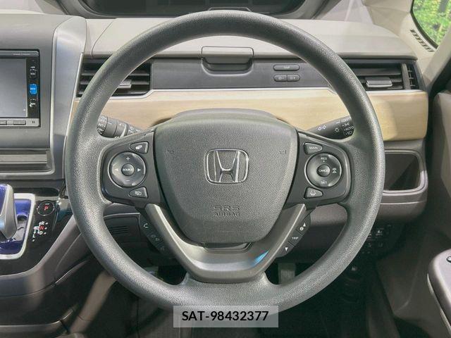 Honda FREED HYBRID 2017-10 4943411-11